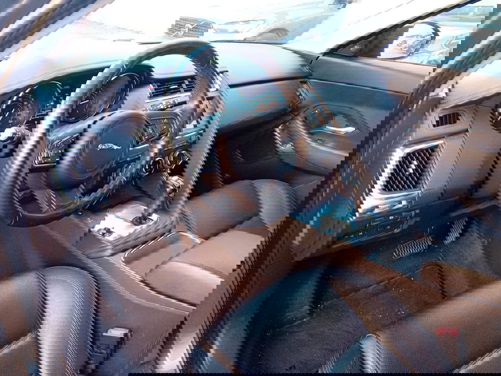 Jaguar E-Pace usata a Pordenone (11)