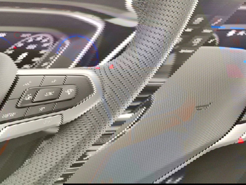 Volkswagen T-Roc nuova a Massa-Carrara (13)