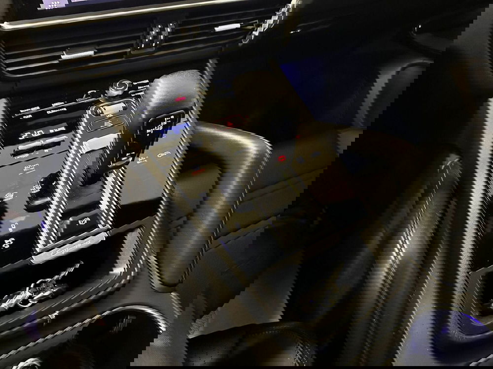 Porsche Cayenne usata a Cuneo (10)