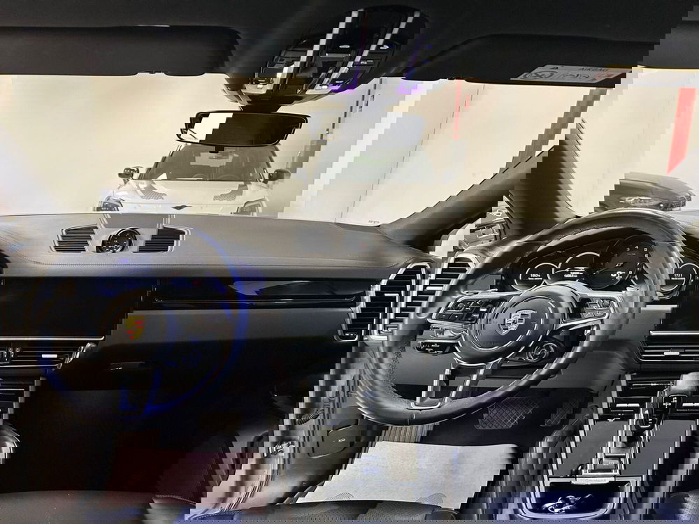 Porsche Cayenne usata a Cuneo (8)