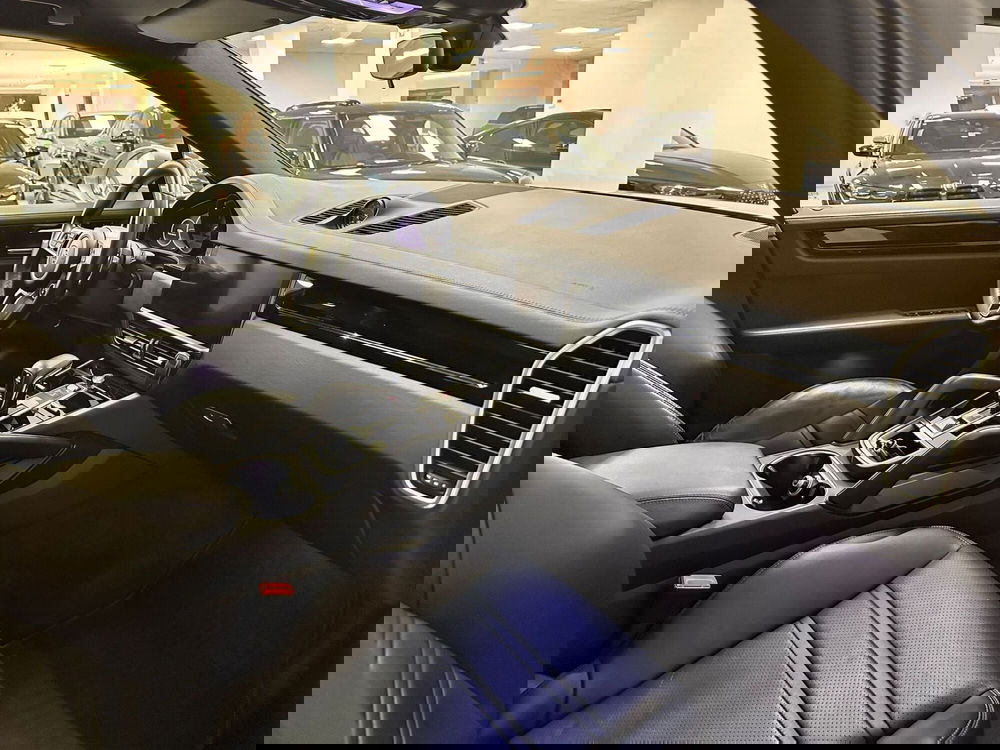 Porsche Cayenne usata a Cuneo (9)