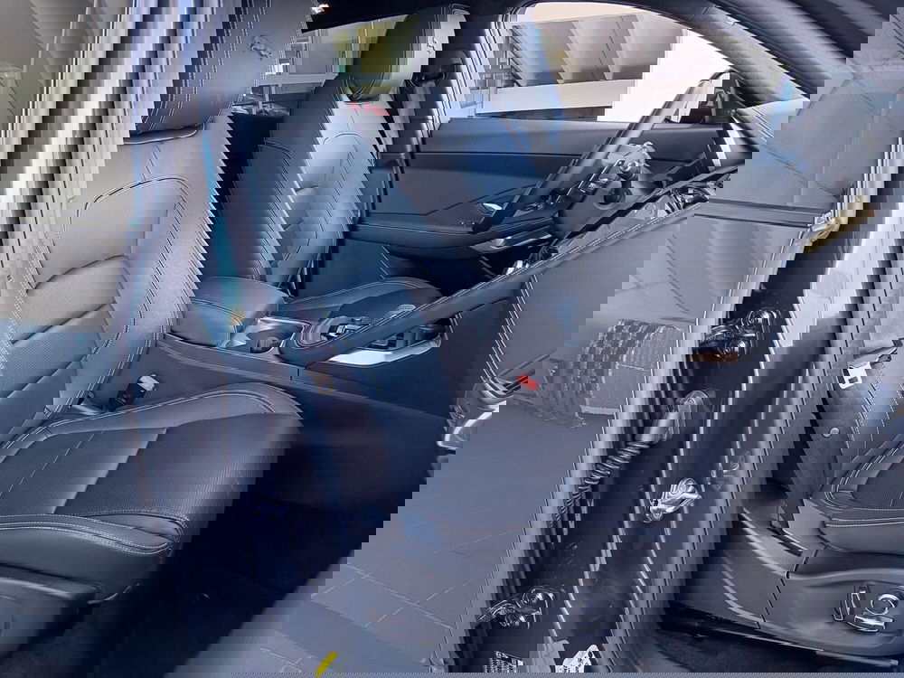 Jaguar E-Pace usata a Asti (17)