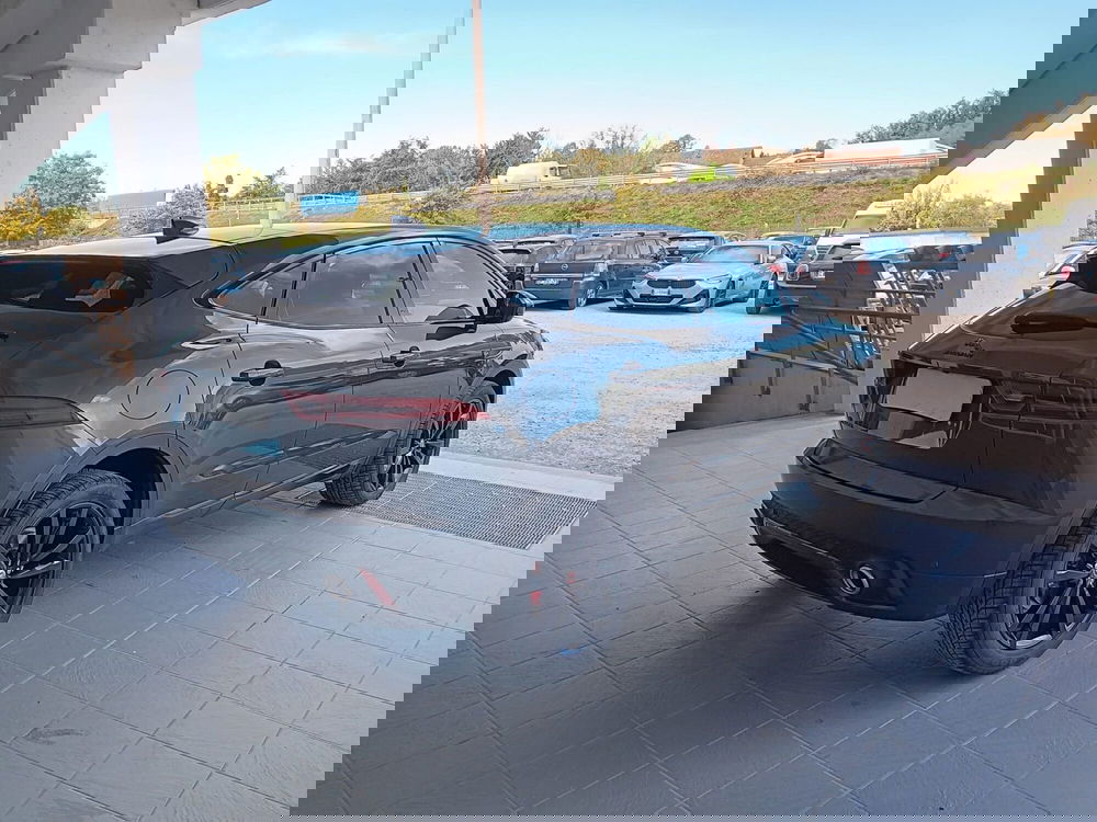 Jaguar E-Pace usata a Asti (5)