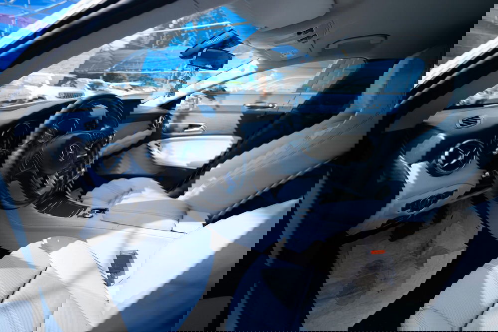 Mercedes-Benz CLA Shooting Brake usata a Torino (5)