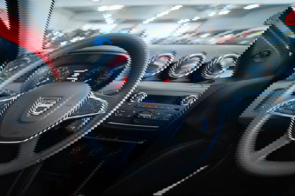 Dacia Duster usata a Torino (10)