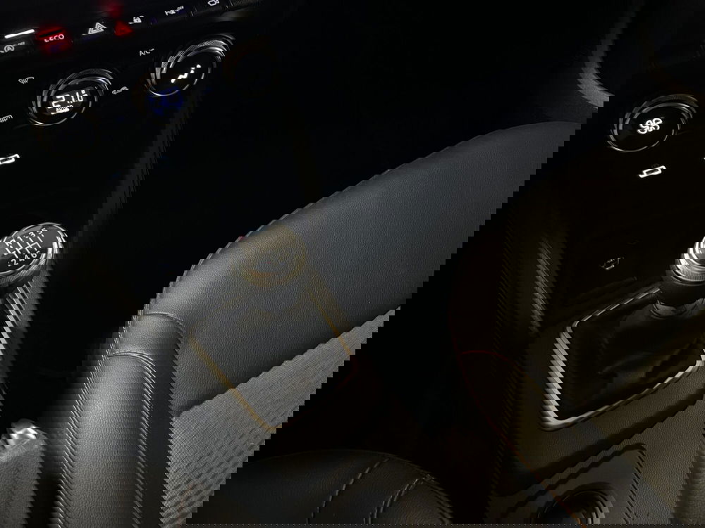 Dacia Duster usata a Milano (10)