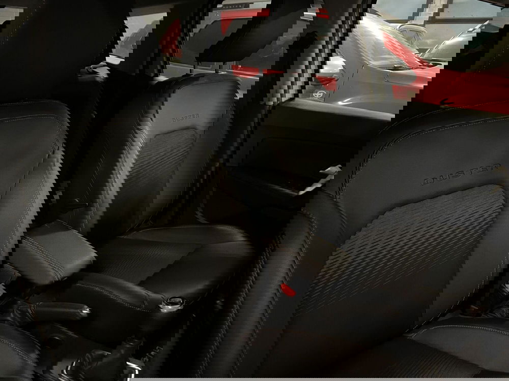 Dacia Duster usata a Milano (12)