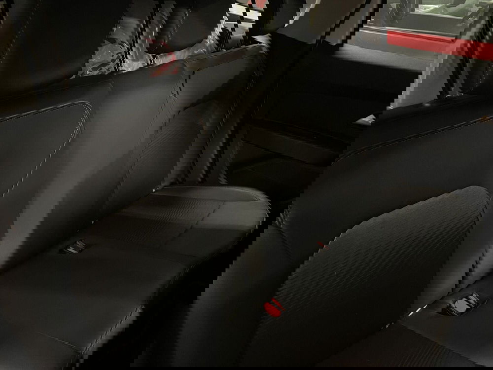 Dacia Duster usata a Milano (13)