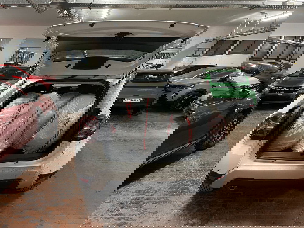 Dacia Duster usata a Milano (15)