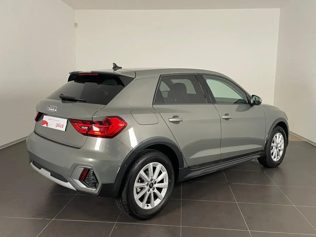 Audi A1 allstreet usata a Taranto (2)