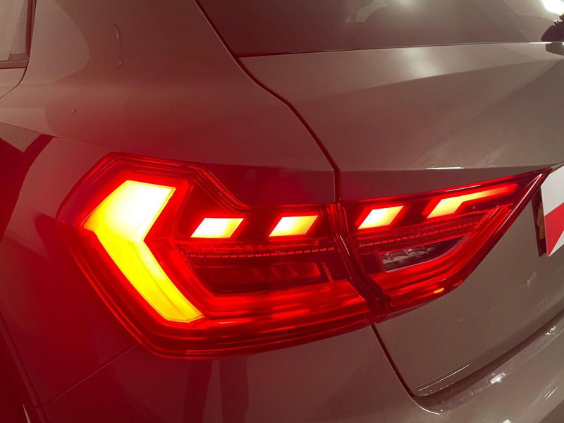 Audi A1 allstreet usata a Taranto (4)