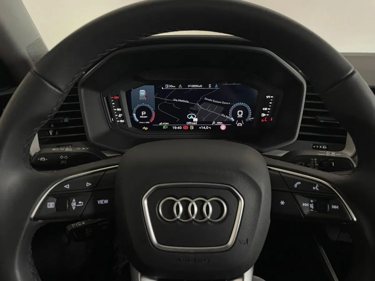 Audi A1 allstreet usata a Taranto (9)