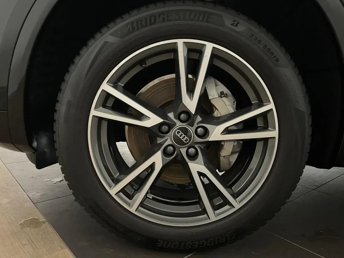 Audi Q5 usata a Taranto (10)