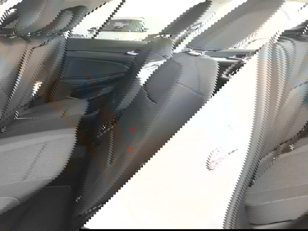 Volkswagen Golf nuova a Bologna (8)