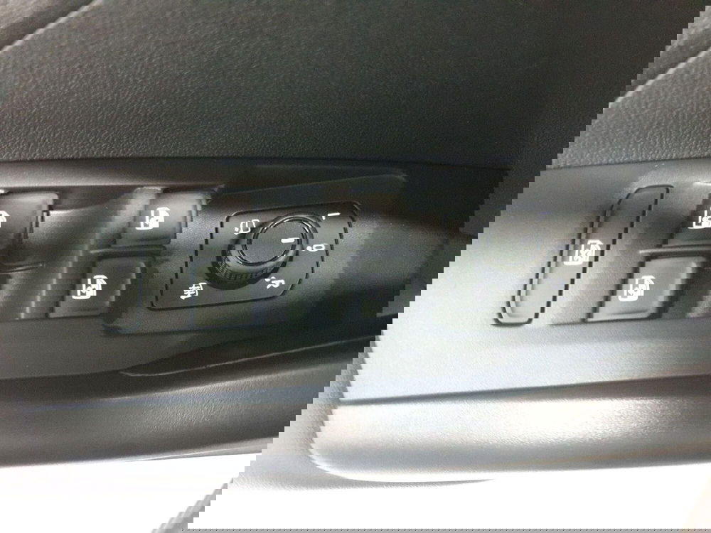 Volkswagen T-Cross nuova a Bologna (18)