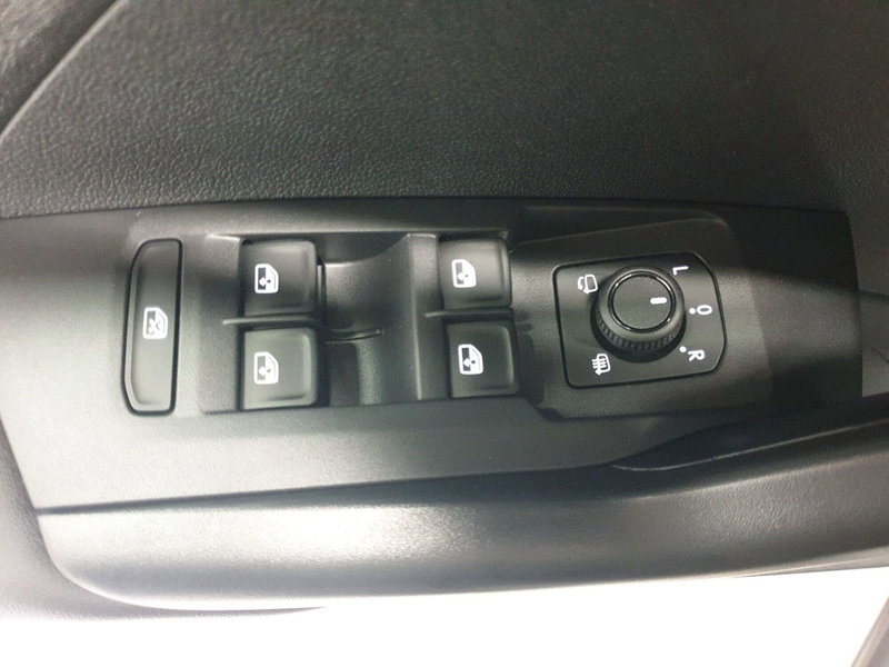 Volkswagen T-Cross nuova a Bologna (18)