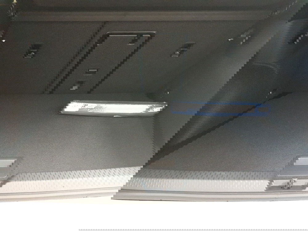 Volkswagen Golf nuova a Bologna (10)