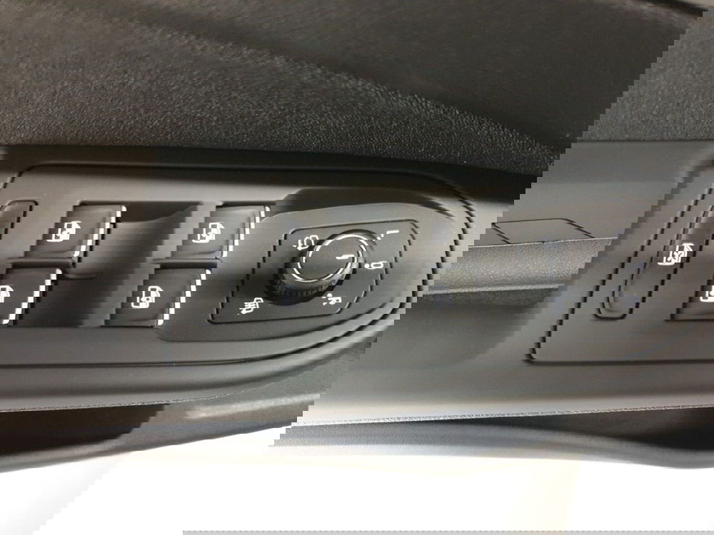 Volkswagen Golf nuova a Bologna (18)