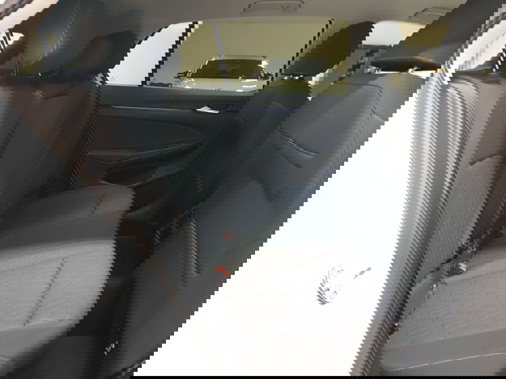 Volkswagen Golf nuova a Bologna (8)