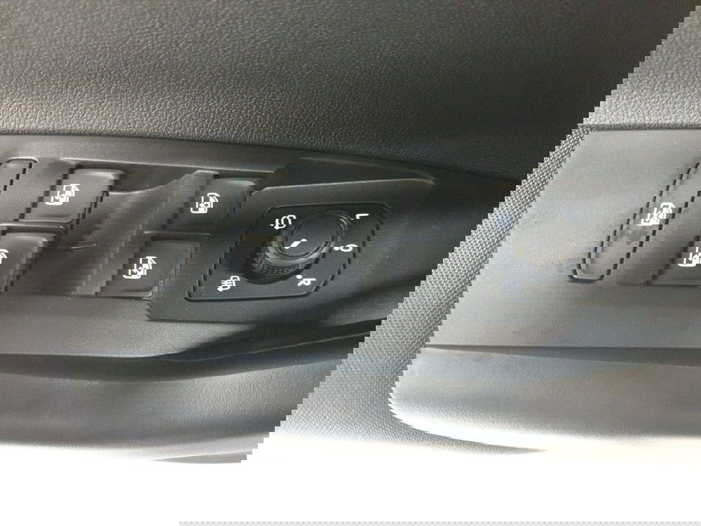 Volkswagen Polo nuova a Bologna (16)