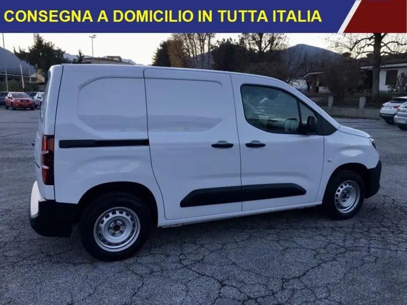 Peugeot Partner Furgone nuova a Cuneo (2)