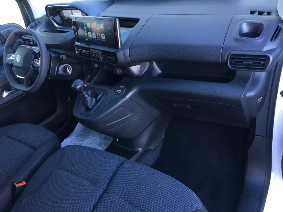Peugeot Partner Furgone nuova a Cuneo (8)