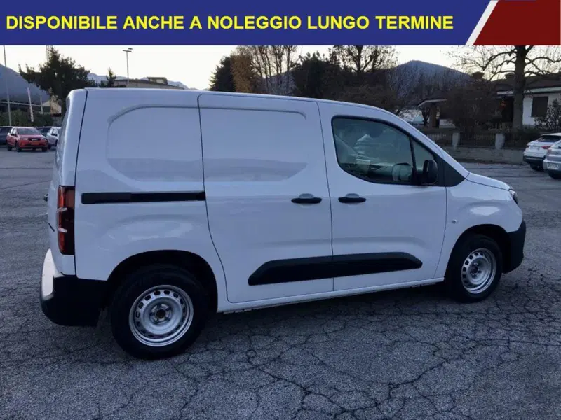Peugeot Partner Furgone nuova a Cuneo (2)