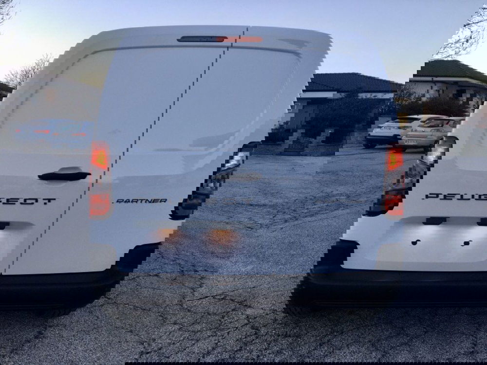 Peugeot Partner Furgone nuova a Cuneo (5)