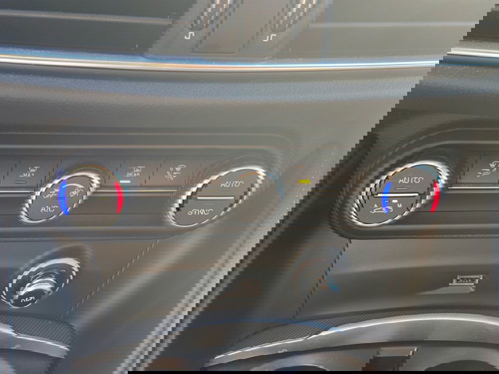 Alfa Romeo Stelvio usata a Frosinone (16)