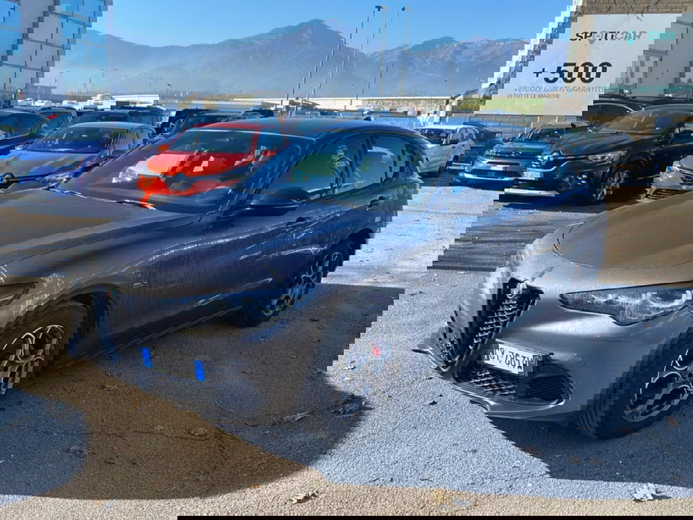 Alfa Romeo Stelvio usata a Frosinone (2)