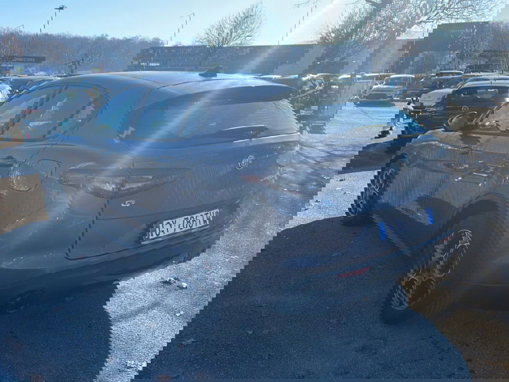 Alfa Romeo Stelvio usata a Frosinone (3)