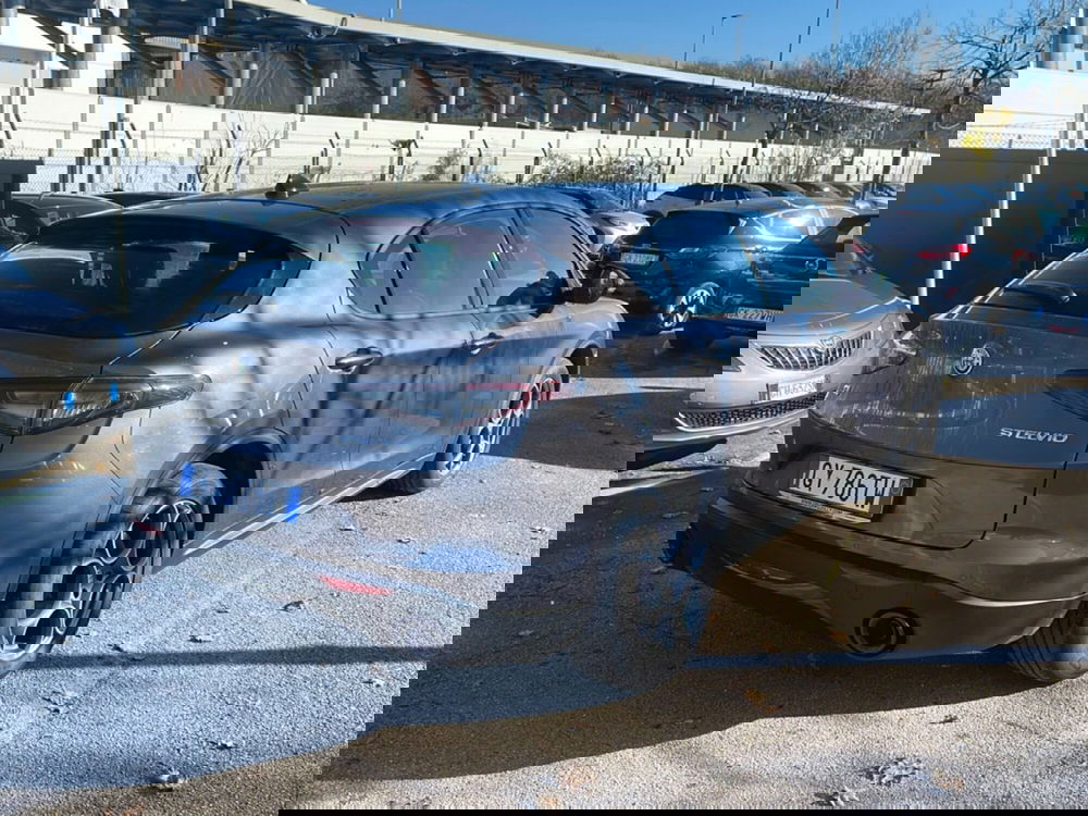 Alfa Romeo Stelvio usata a Frosinone (4)