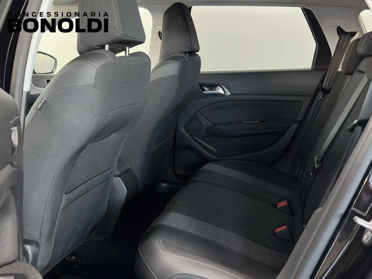 Peugeot 308 SW usata a Brescia (12)