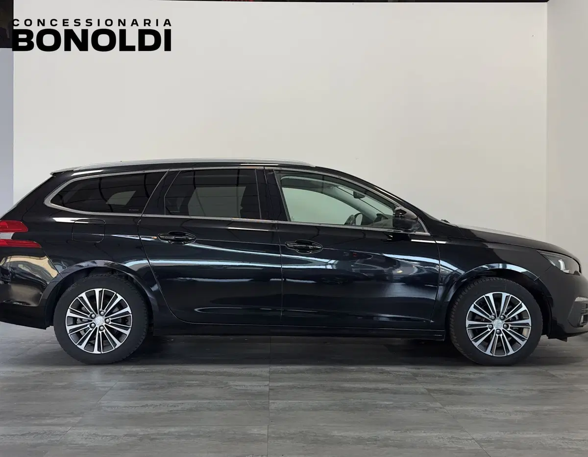 Peugeot 308 SW usata a Brescia (14)