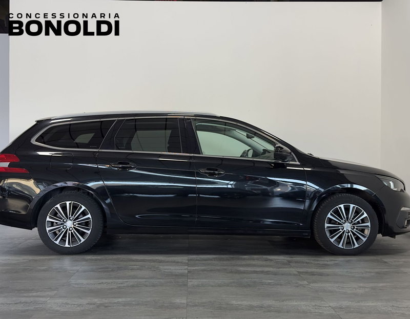 Peugeot 308 SW usata a Brescia (14)
