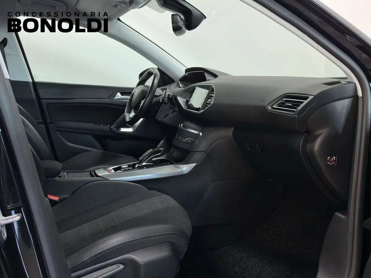 Peugeot 308 SW usata a Brescia (16)