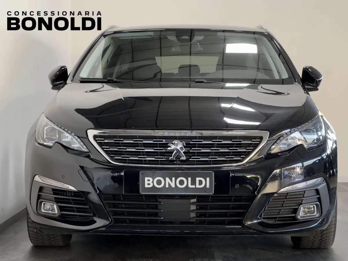 Peugeot 308 SW usata a Brescia (3)