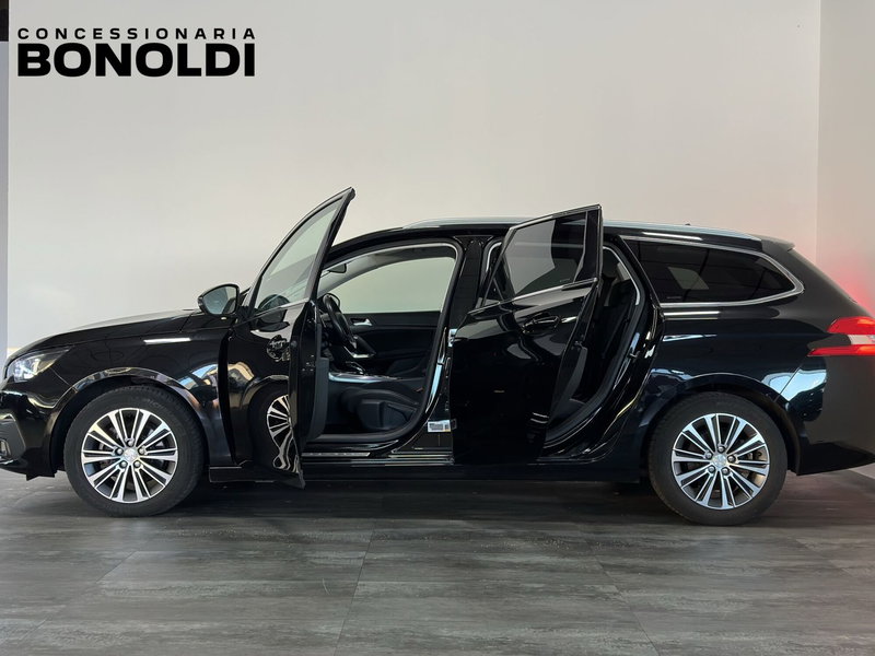 Peugeot 308 SW usata a Brescia (5)