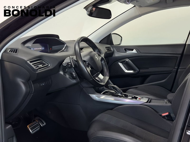 Peugeot 308 SW usata a Brescia (6)