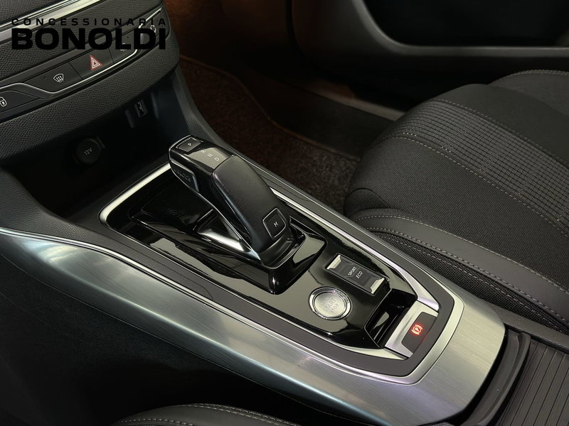 Peugeot 308 SW usata a Brescia (8)