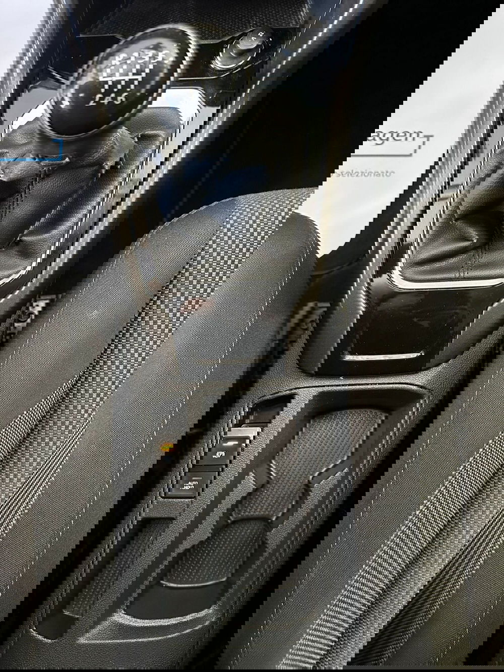 Volkswagen T-Roc usata a L'Aquila (15)