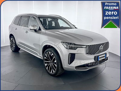 Volvo XC90 B5 AWD automatico 7 posti Plus Bright del 2025 usata a Milano