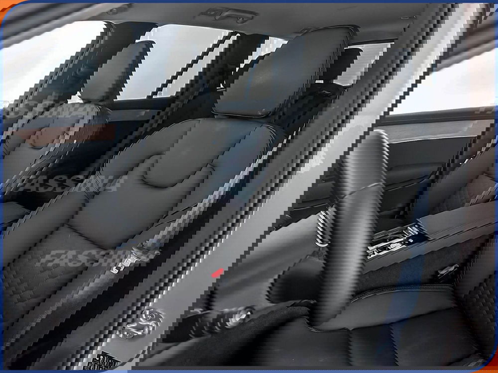 Volvo XC90 usata a Milano (8)