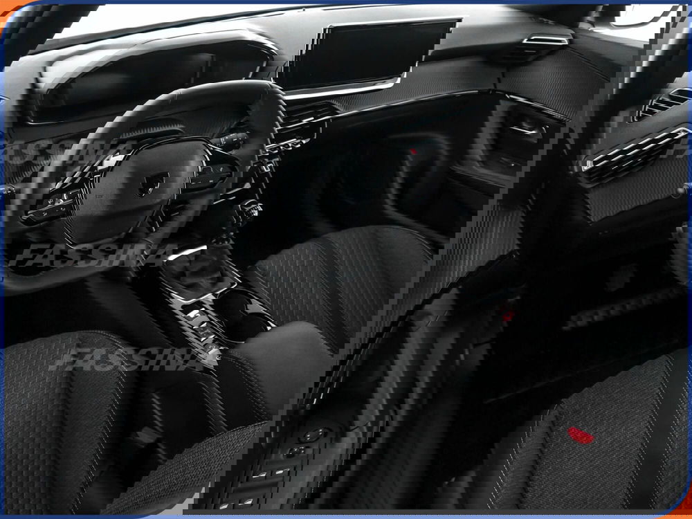 Peugeot 2008 usata a Milano (9)