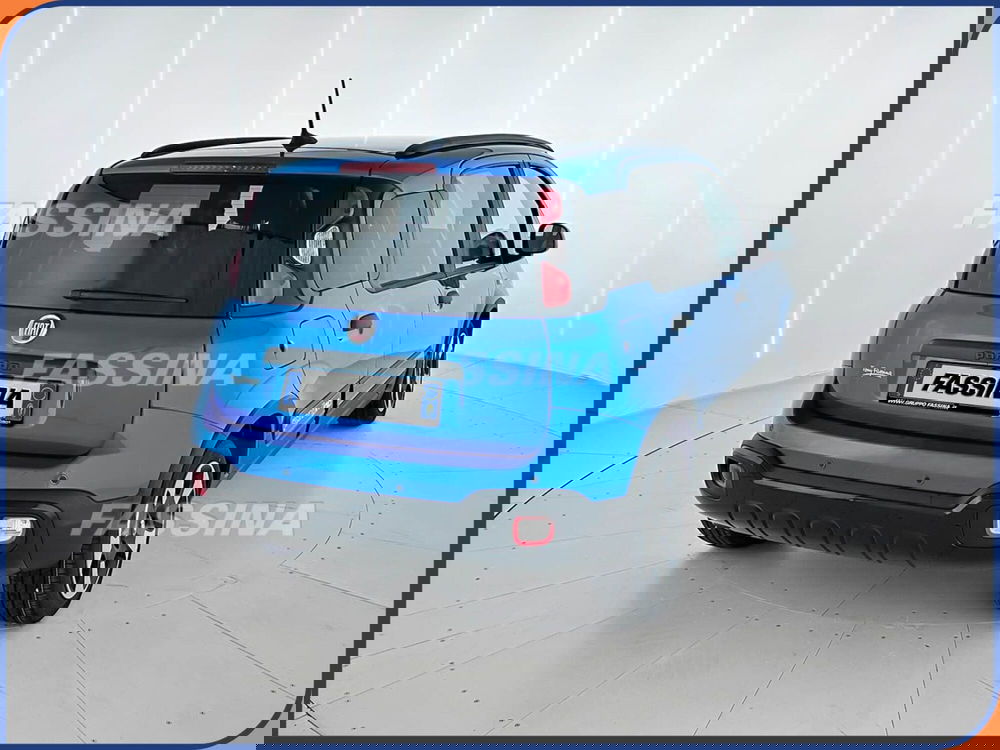 Fiat Panda Cross nuova a Milano (6)