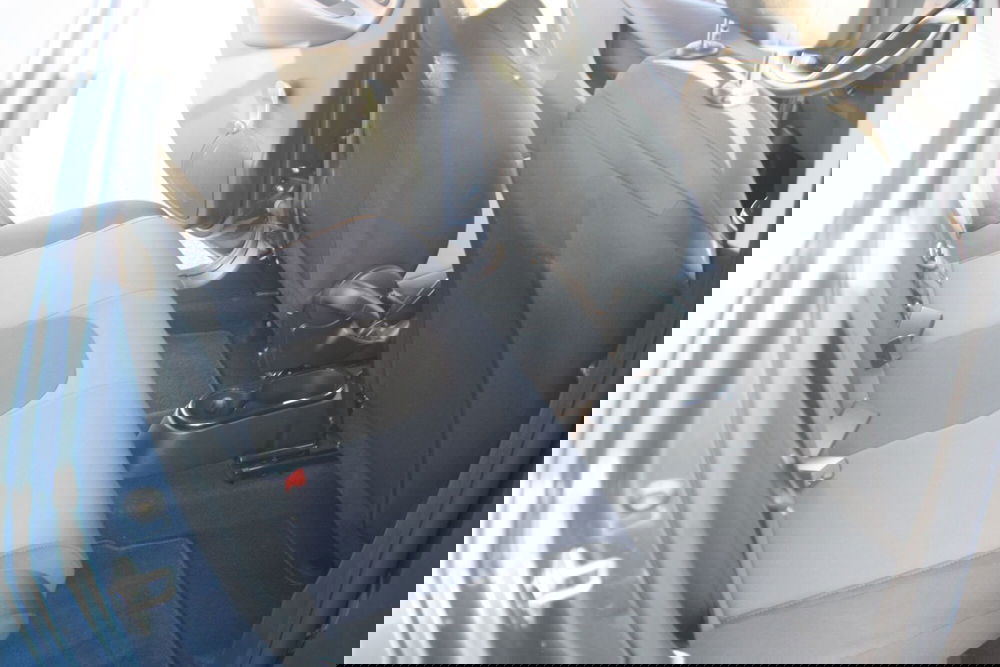 Lancia Ypsilon usata a Catania (15)