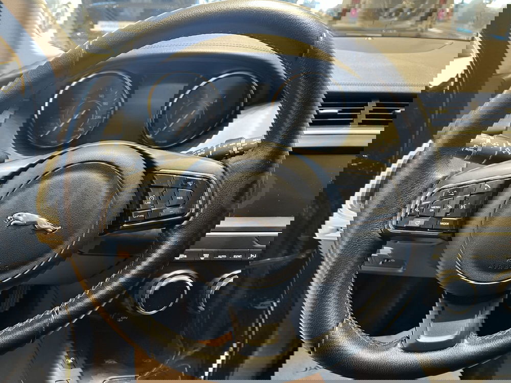 Jaguar E-Pace usata a Forlì-Cesena (17)