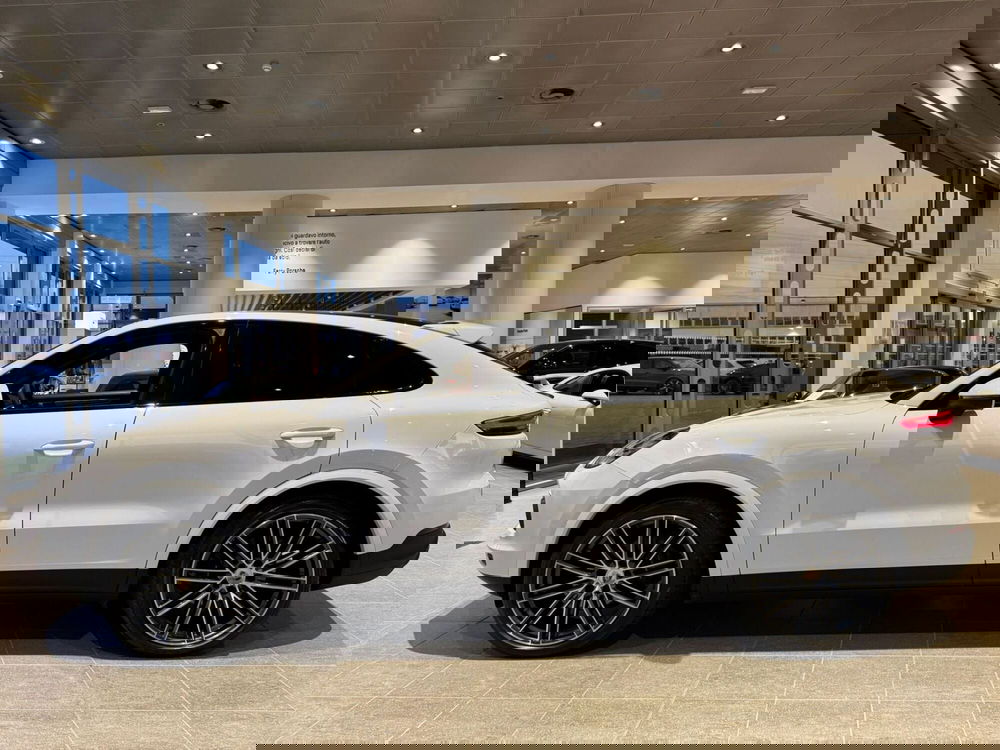 Porsche Cayenne Coupé usata a Firenze (9)