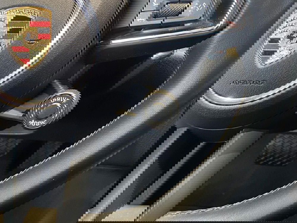 Porsche Macan usata a Firenze (20)