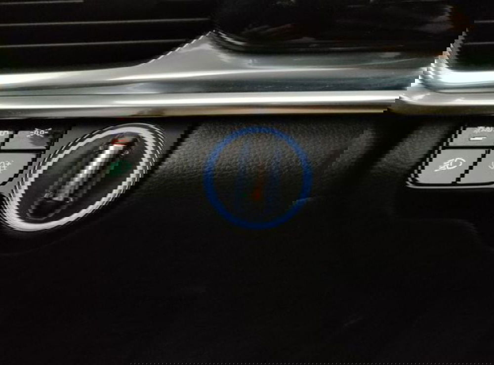 Porsche Panamera usata a Modena (12)